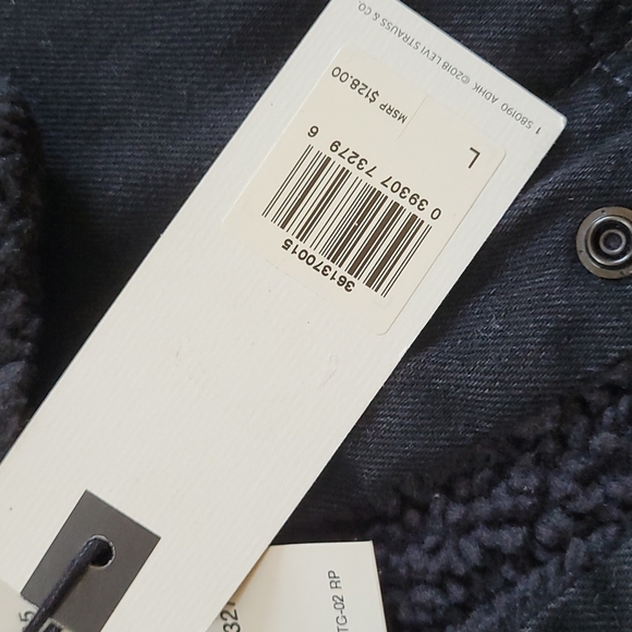 NWT Levi's Ex-Boyfriend Trucker Jacket - Picture 4 of 5